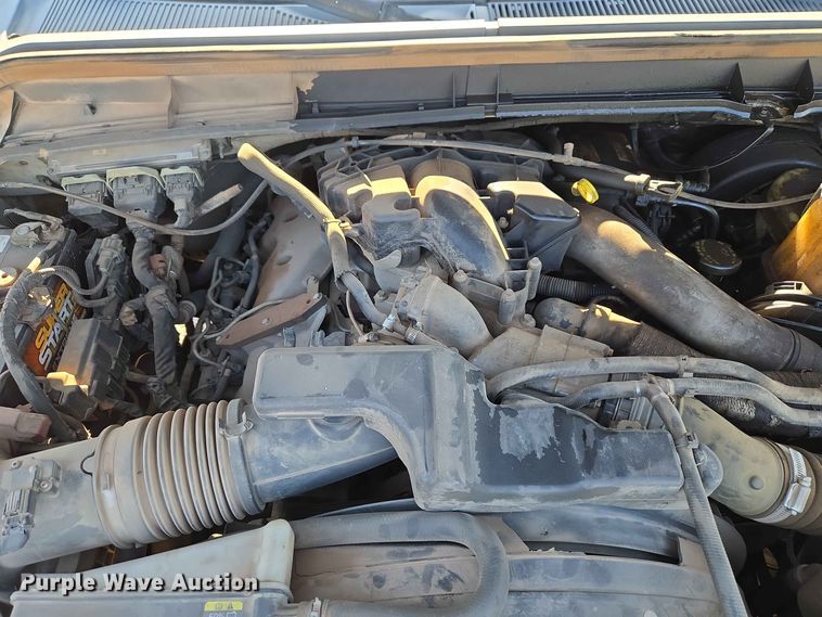 image for item EW0460 2011 Ford F250 Super Duty XL Ext. Cab pickup truck
