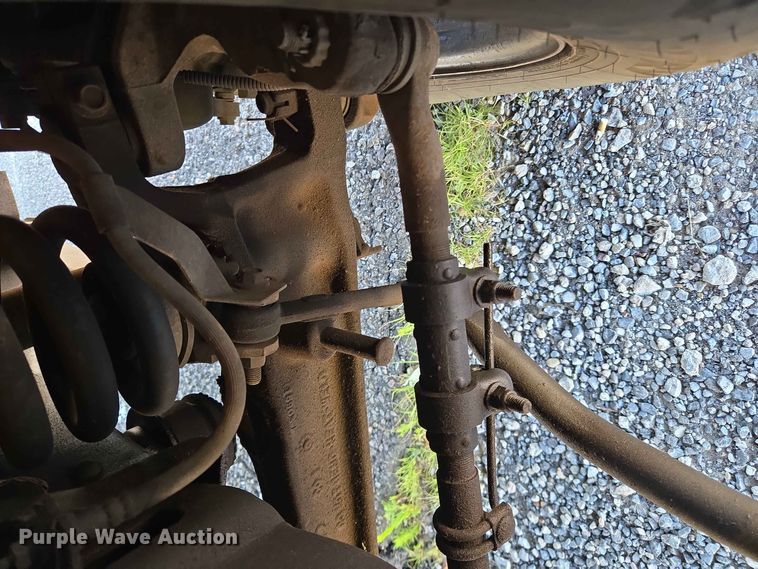 image for item EW0460 2011 Ford F250 Super Duty XL Ext. Cab pickup truck