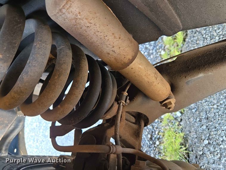 image for item EW0460 2011 Ford F250 Super Duty XL Ext. Cab pickup truck