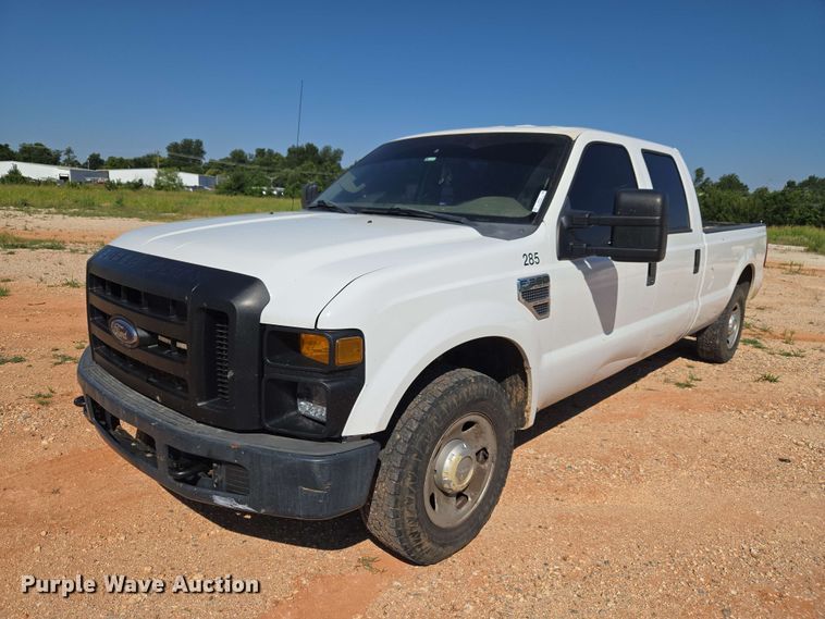 2009 Ford F-250 Crew Cab pickup truck