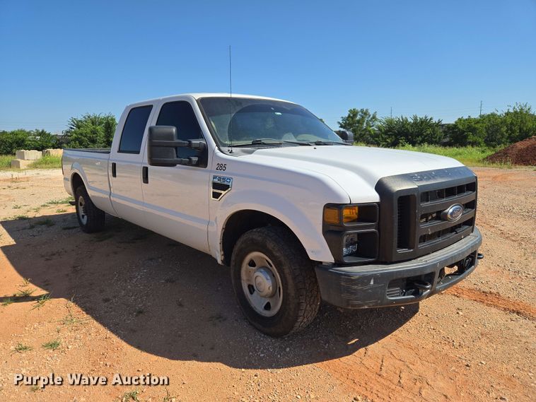 image for item EW0461 2009 Ford F-250 Crew Cab pickup truck
