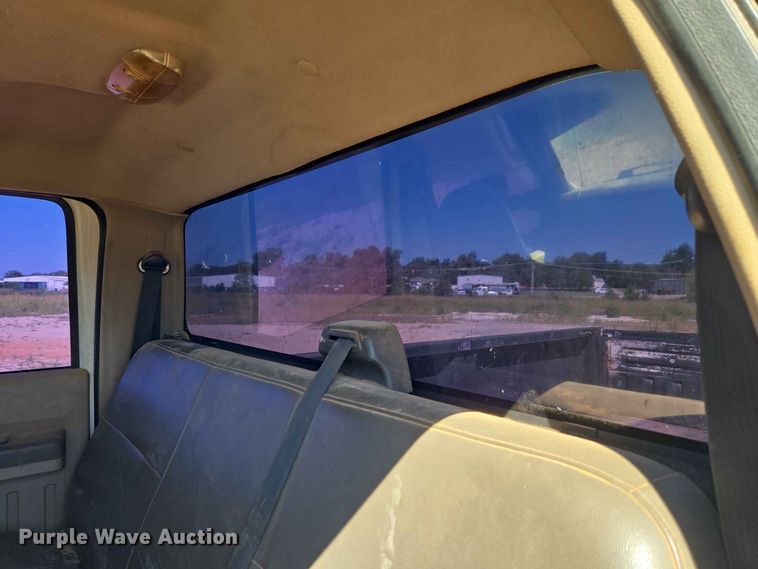 image for item EW0461 2009 Ford F-250 Crew Cab pickup truck