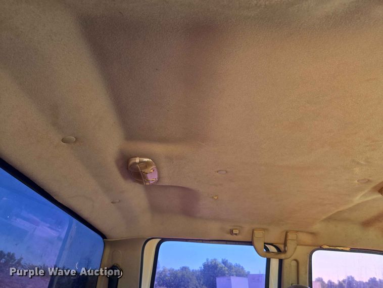 image for item EW0461 2009 Ford F-250 Crew Cab pickup truck