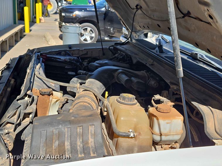 image for item EW0461 2009 Ford F-250 Crew Cab pickup truck