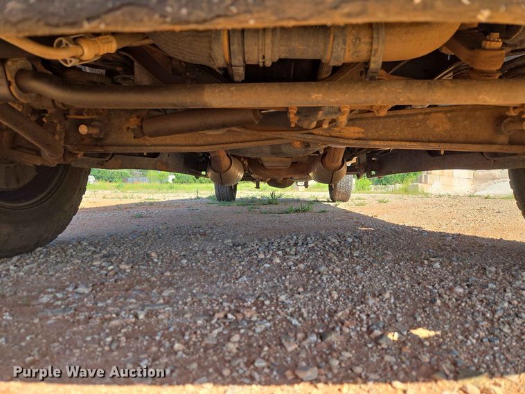 image for item EW0461 2009 Ford F-250 Crew Cab pickup truck