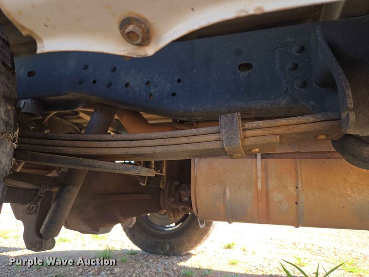 image for item EW0461 2009 Ford F-250 Crew Cab pickup truck