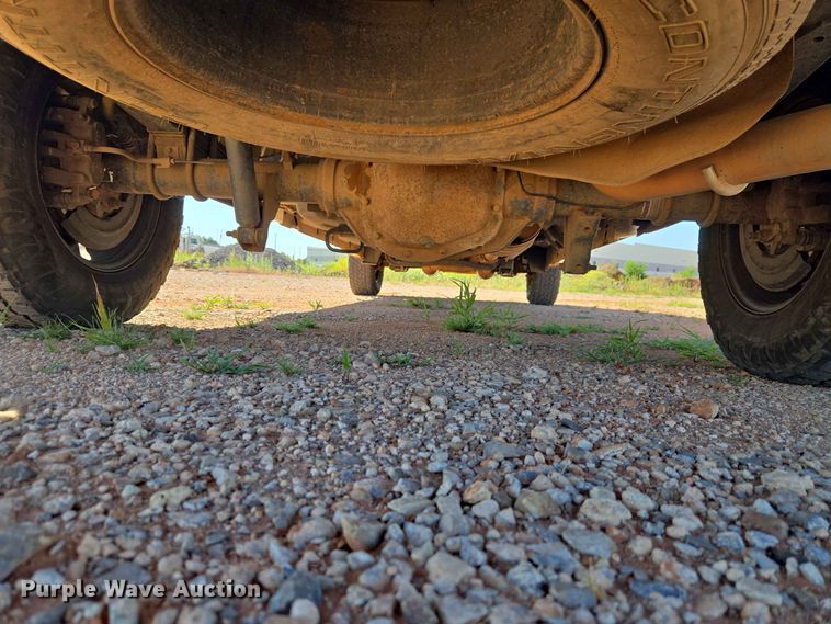 image for item EW0461 2009 Ford F-250 Crew Cab pickup truck