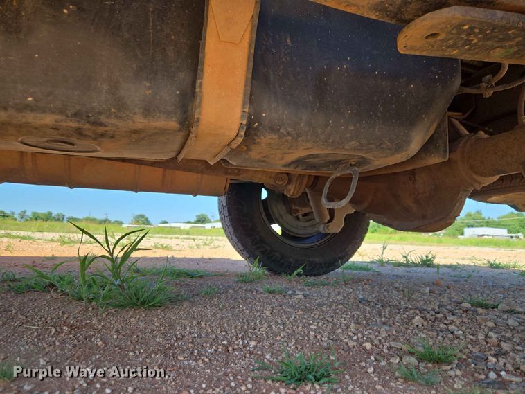 image for item EW0461 2009 Ford F-250 Crew Cab pickup truck