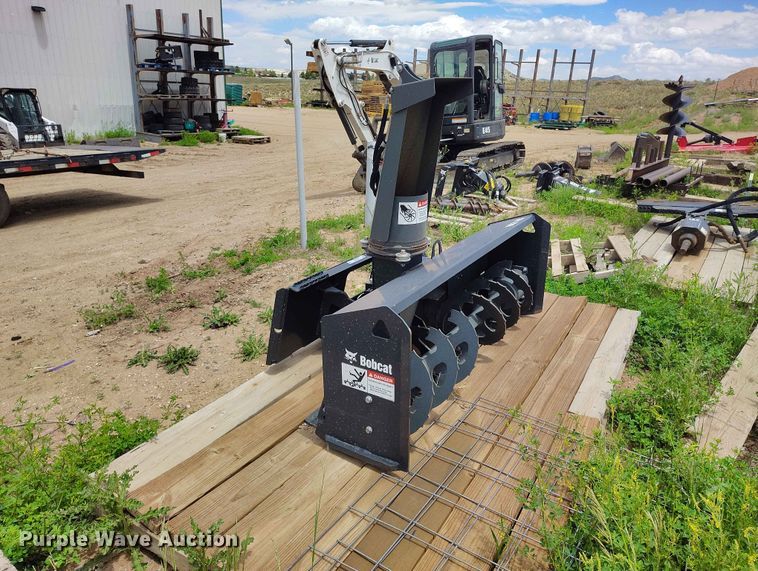image for item EW1025 2019 Bobcat SB200 skid steer snow blower