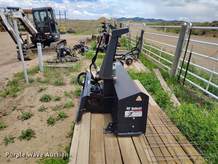 image for item EW1025 2019 Bobcat SB200 skid steer snow blower
