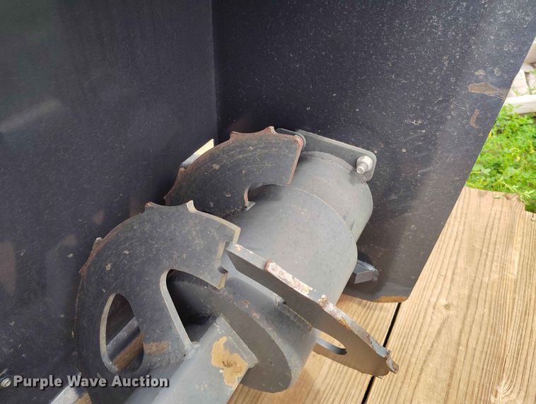 image for item EW1025 2019 Bobcat SB200 skid steer snow blower