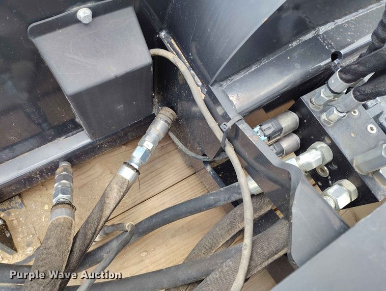 image for item EW1025 2019 Bobcat SB200 skid steer snow blower