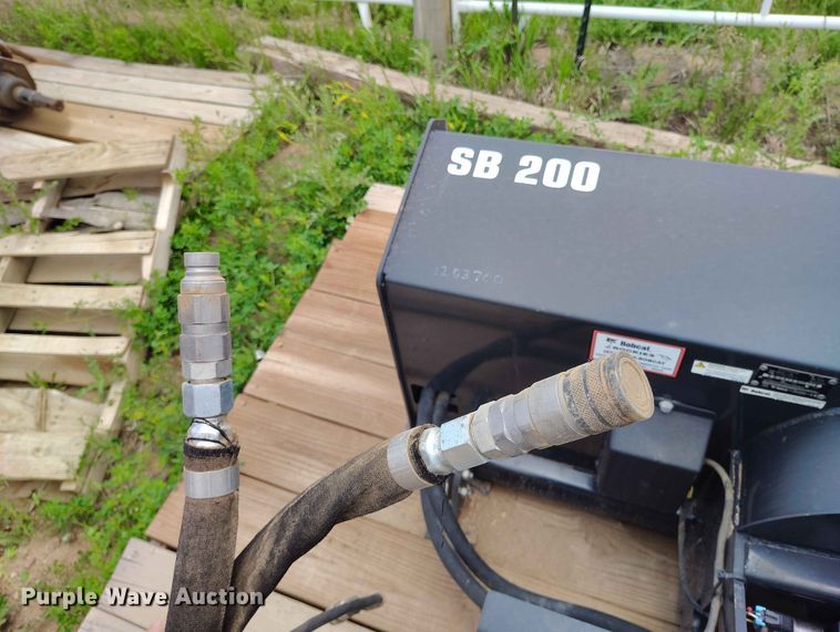 image for item EW1025 2019 Bobcat SB200 skid steer snow blower