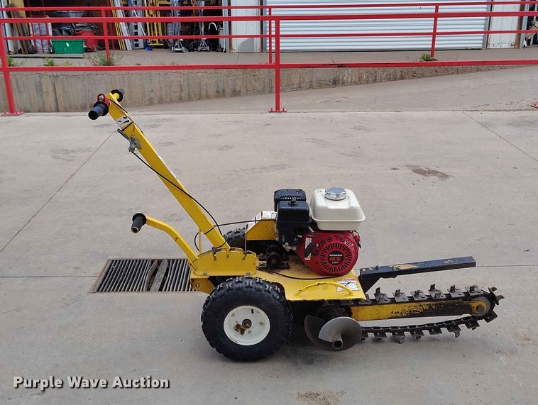 image for item EW1026 Ground Hog T-4 HS18 trencher
