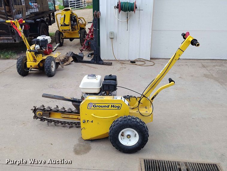 image for item EW1026 Ground Hog T-4 HS18 trencher