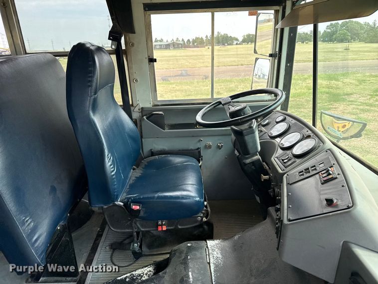 image for item EW4016 2010 Blue Bird All American school bus