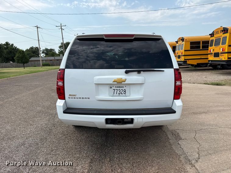 image for item EW4018 2013 Chevrolet Suburban SUV