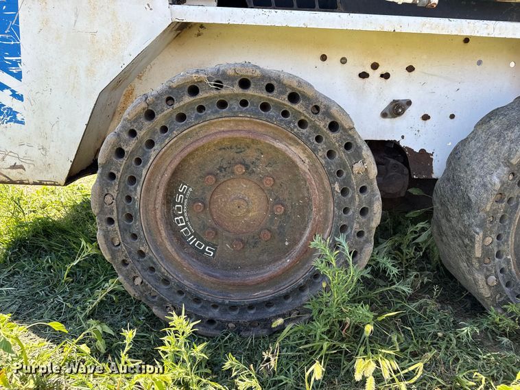 image for item EW4046 1991 Bobcat 743B skid steer loader