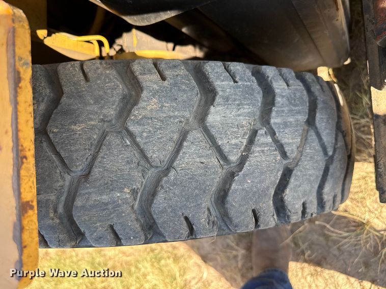 image for item EW4047 Daewoo G25-2 forklift