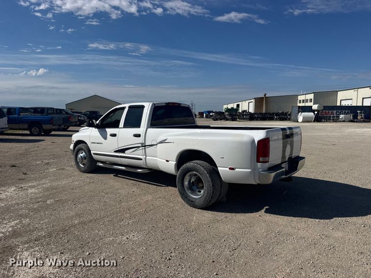 image for item EW4890 2005 Dodge Ram 3500 Ext. Cab pickup truck