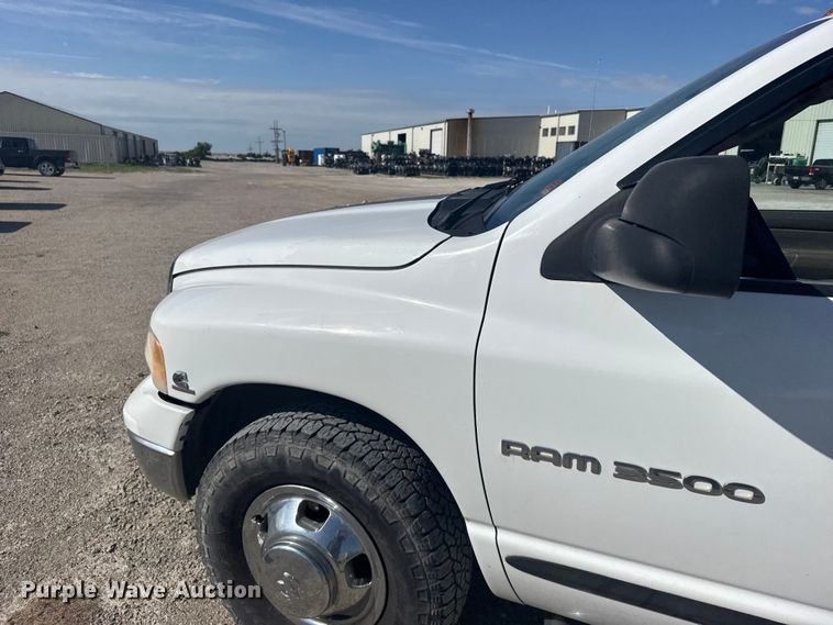 image for item EW4890 2005 Dodge Ram 3500 Ext. Cab pickup truck