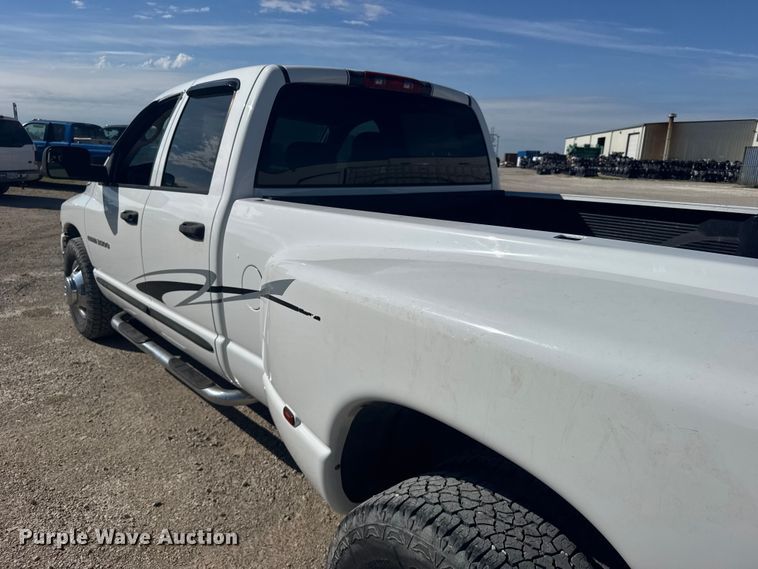 image for item EW4890 2005 Dodge Ram 3500 Ext. Cab pickup truck
