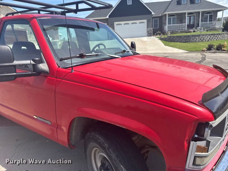 image for item EW4912 1992 Chevrolet C2500 pickup truck