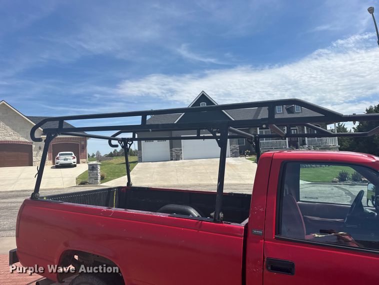 image for item EW4912 1992 Chevrolet C2500 pickup truck
