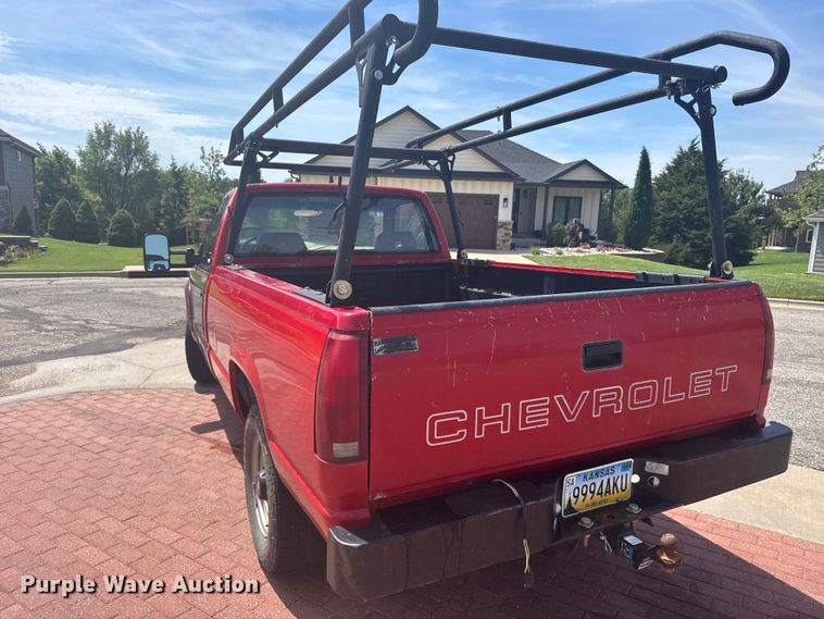 image for item EW4912 1992 Chevrolet C2500 pickup truck