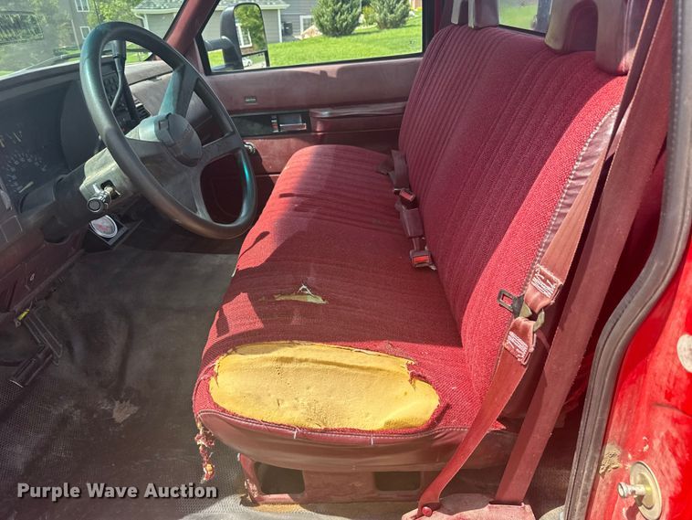 image for item EW4912 1992 Chevrolet C2500 pickup truck