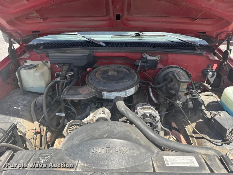 image for item EW4912 1992 Chevrolet C2500 pickup truck