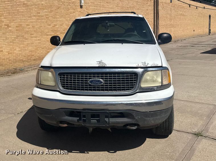 image for item EW4929 2001 Ford Expedition XLT SUV
