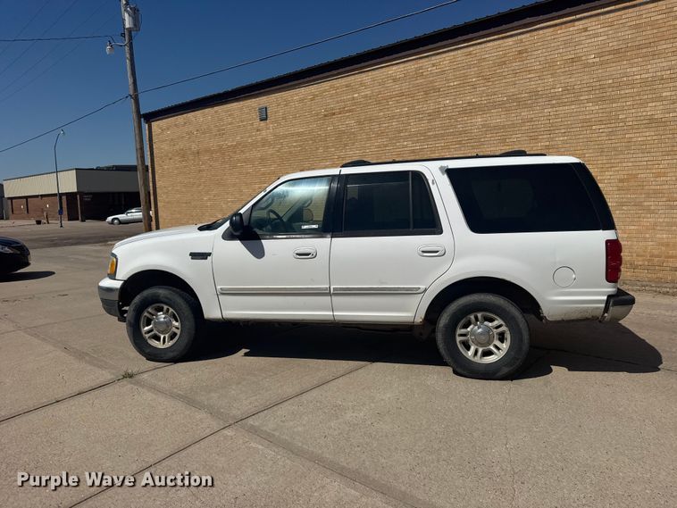 image for item EW4929 2001 Ford Expedition XLT SUV