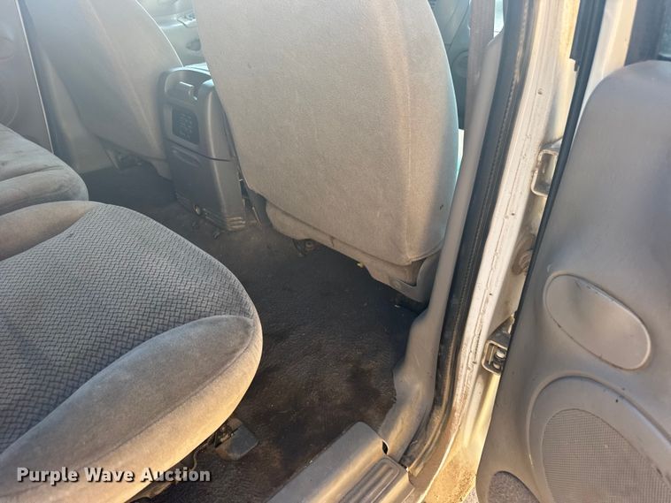 image for item EW4929 2001 Ford Expedition XLT SUV