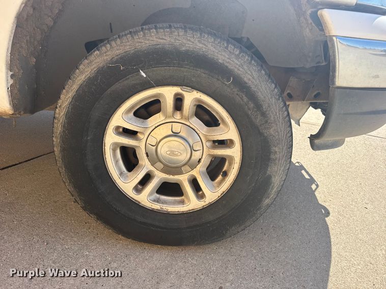 image for item EW4929 2001 Ford Expedition XLT SUV