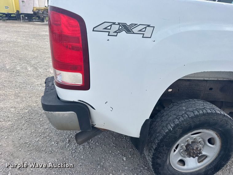 image for item EW4945 2010 GMC 2500 Ext. Cab pickup truck