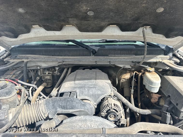 image for item EW4945 2010 GMC 2500 Ext. Cab pickup truck