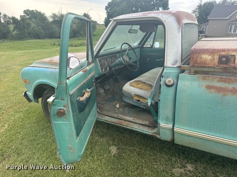 image for item EW4970 1968 Chevrolet C10 pickup truck