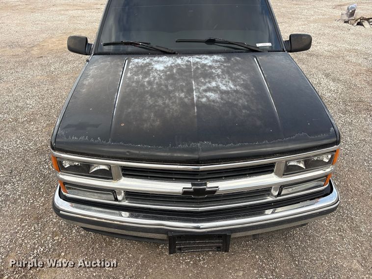 image for item EW8996 1997 Chevrolet C1500 Ext. Cab pickup truck