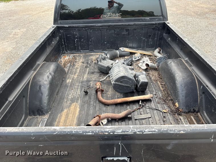 image for item EW8996 1997 Chevrolet C1500 Ext. Cab pickup truck