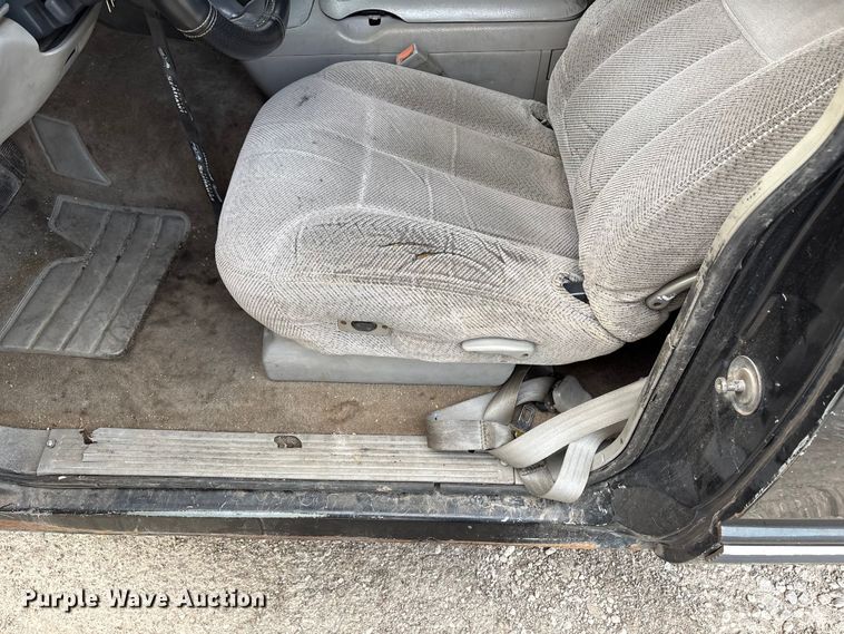 image for item EW8996 1997 Chevrolet C1500 Ext. Cab pickup truck