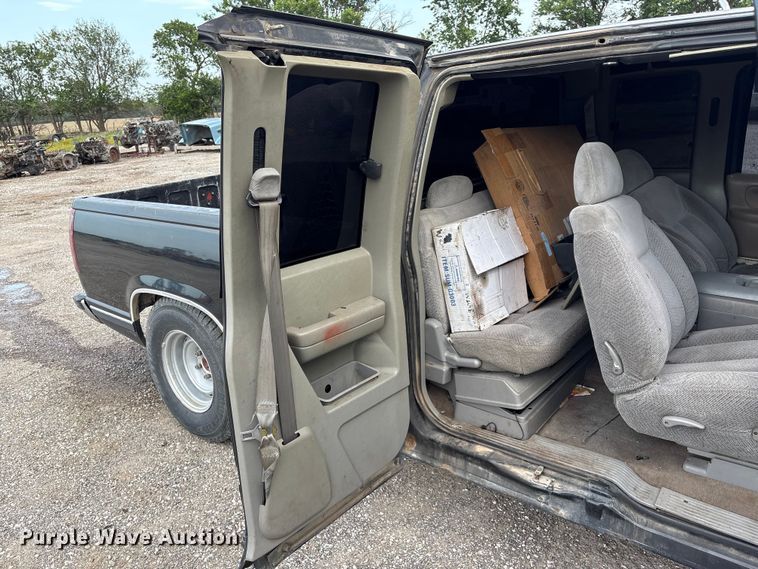 image for item EW8996 1997 Chevrolet C1500 Ext. Cab pickup truck