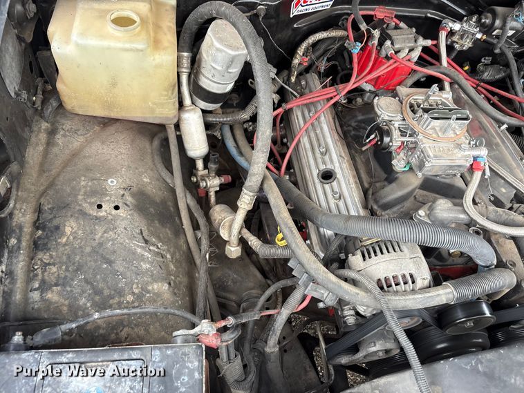 image for item EW8996 1997 Chevrolet C1500 Ext. Cab pickup truck