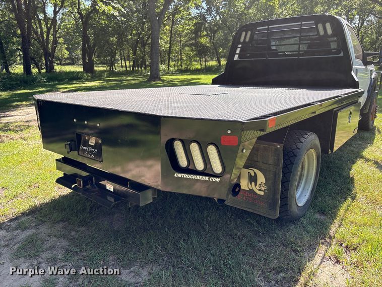 image for item EW8997 2008 Ford F550 Super Duty flatbed truck