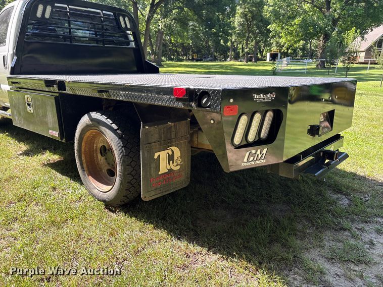image for item EW8997 2008 Ford F550 Super Duty flatbed truck