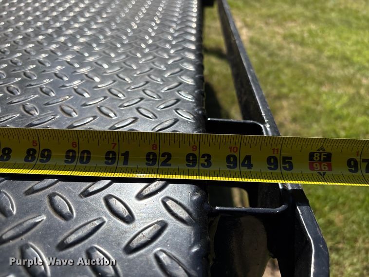 image for item EW8997 2008 Ford F550 Super Duty flatbed truck