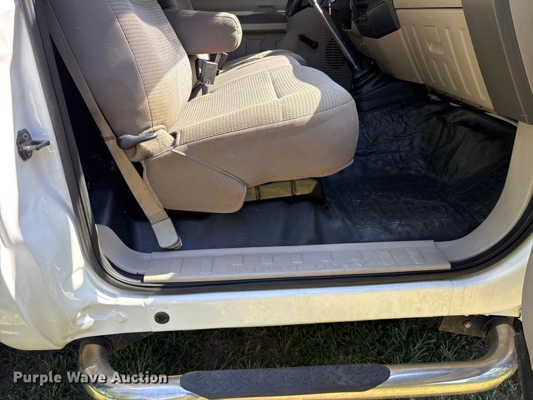 image for item EW8997 2008 Ford F550 Super Duty flatbed truck