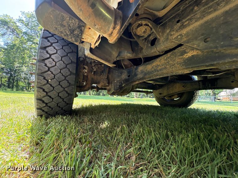image for item EW8997 2008 Ford F550 Super Duty flatbed truck