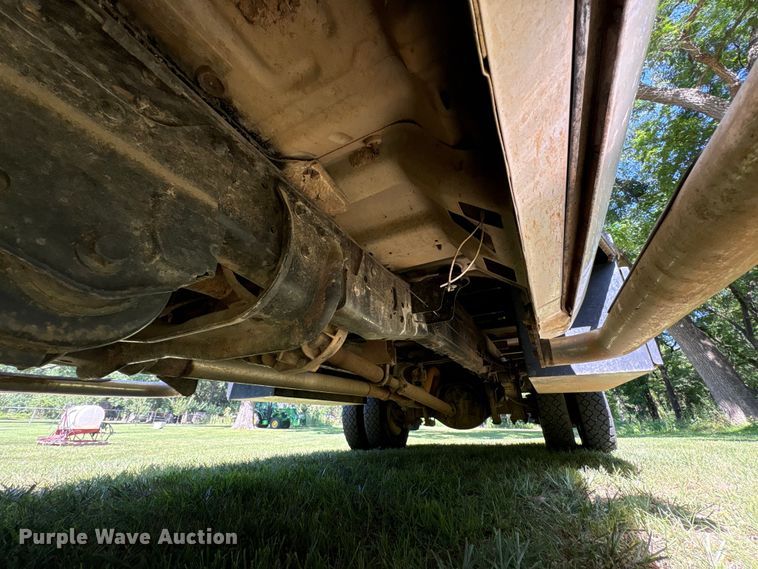 image for item EW8997 2008 Ford F550 Super Duty flatbed truck
