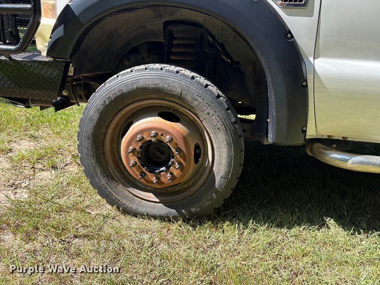 image for item EW8997 2008 Ford F550 Super Duty flatbed truck
